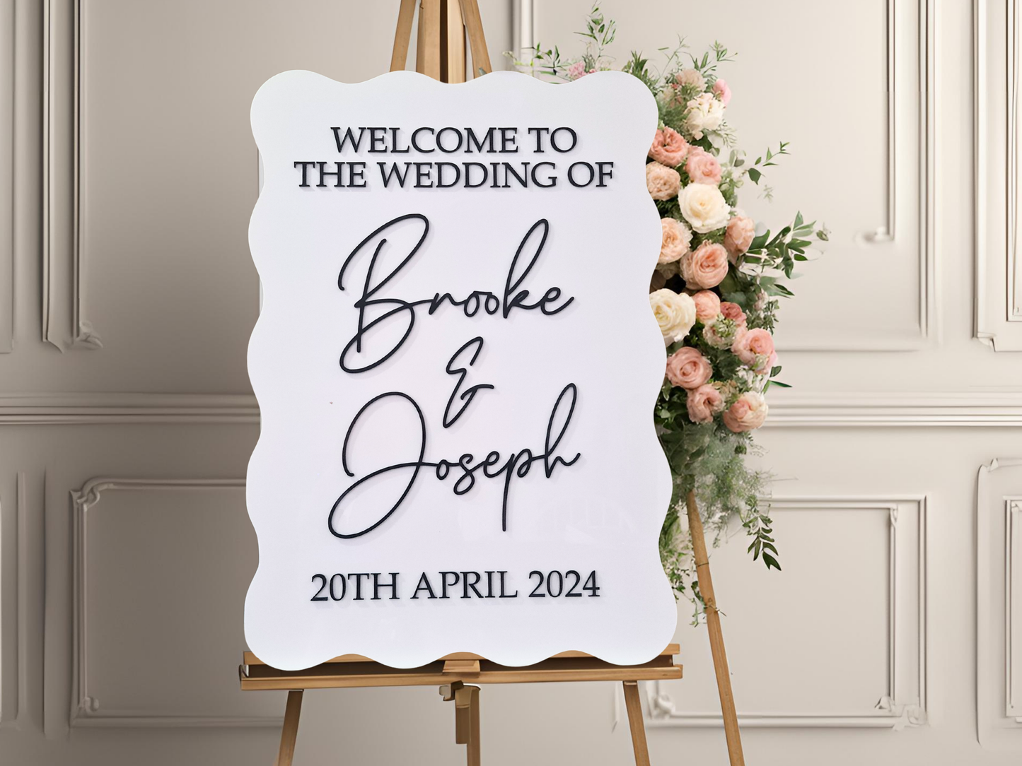 Mirror Acrylic Wedding Welcome Sign – Elegant and Reflective Finish