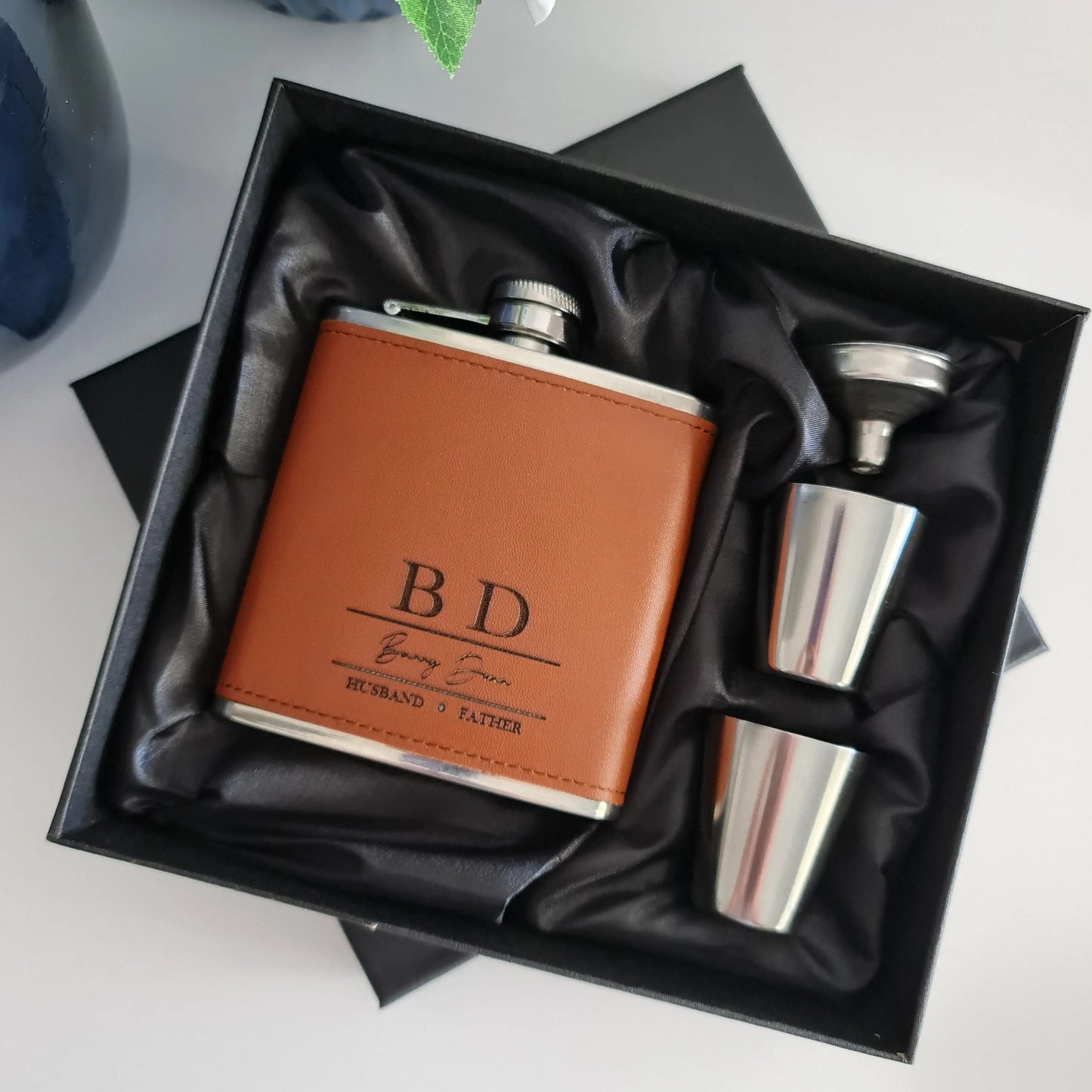 Personalised Father’s Day Flask Set – Custom Engraved Gift for Dad Evermore Gifts & Favours
