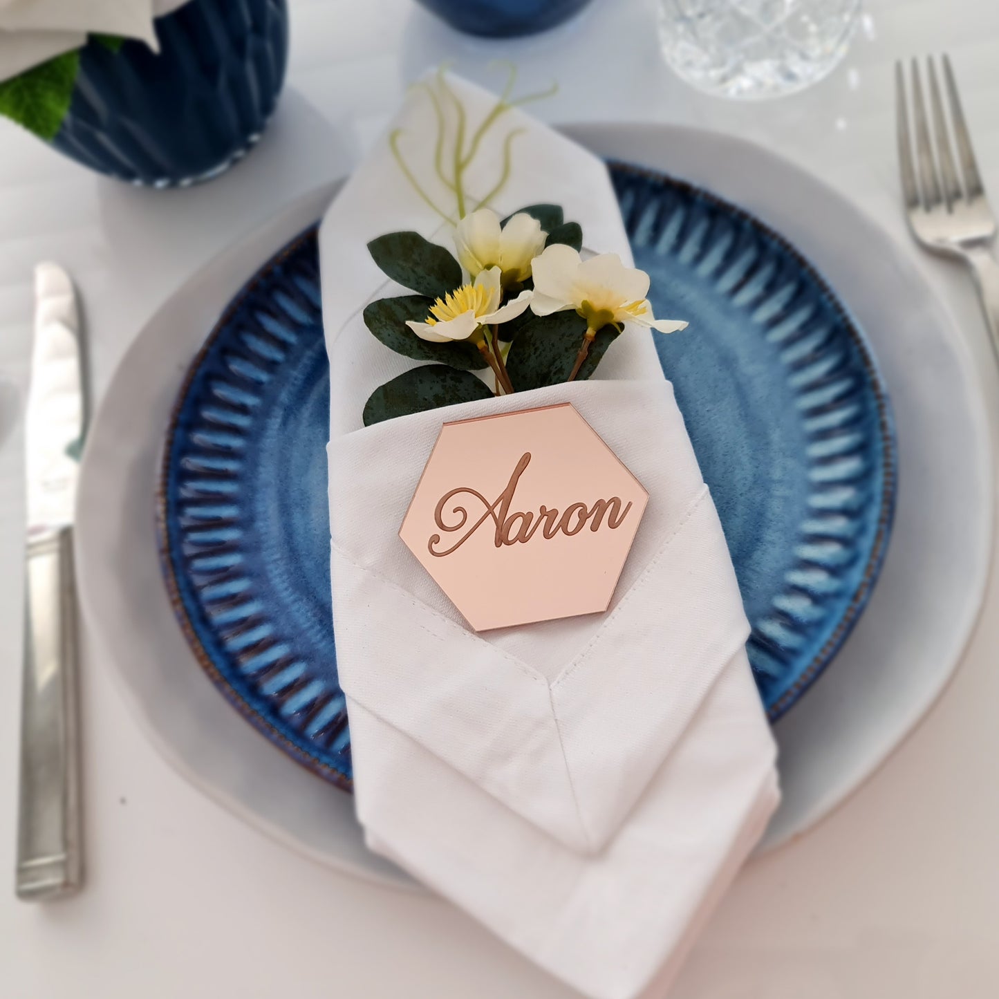 Luxury Wedding Place Cards – Custom Name Tags for Guests in Mirror Acrylic
