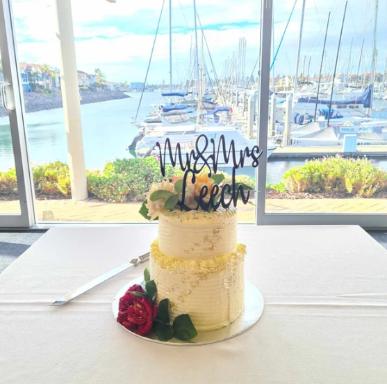 Acrylic Heart Cake Topper – Custom Colours for Romantic Themes