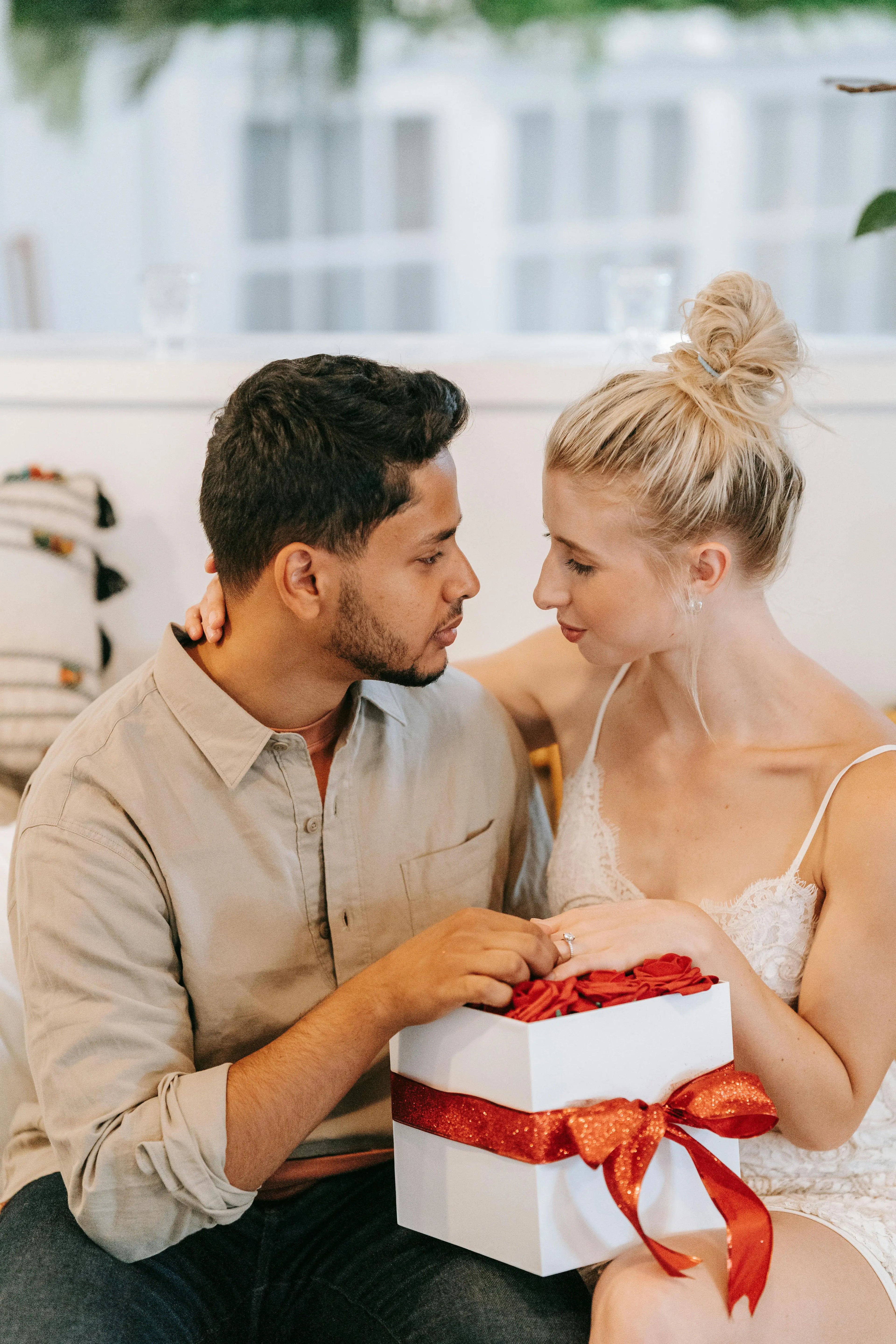 Gifts-For-Couples 