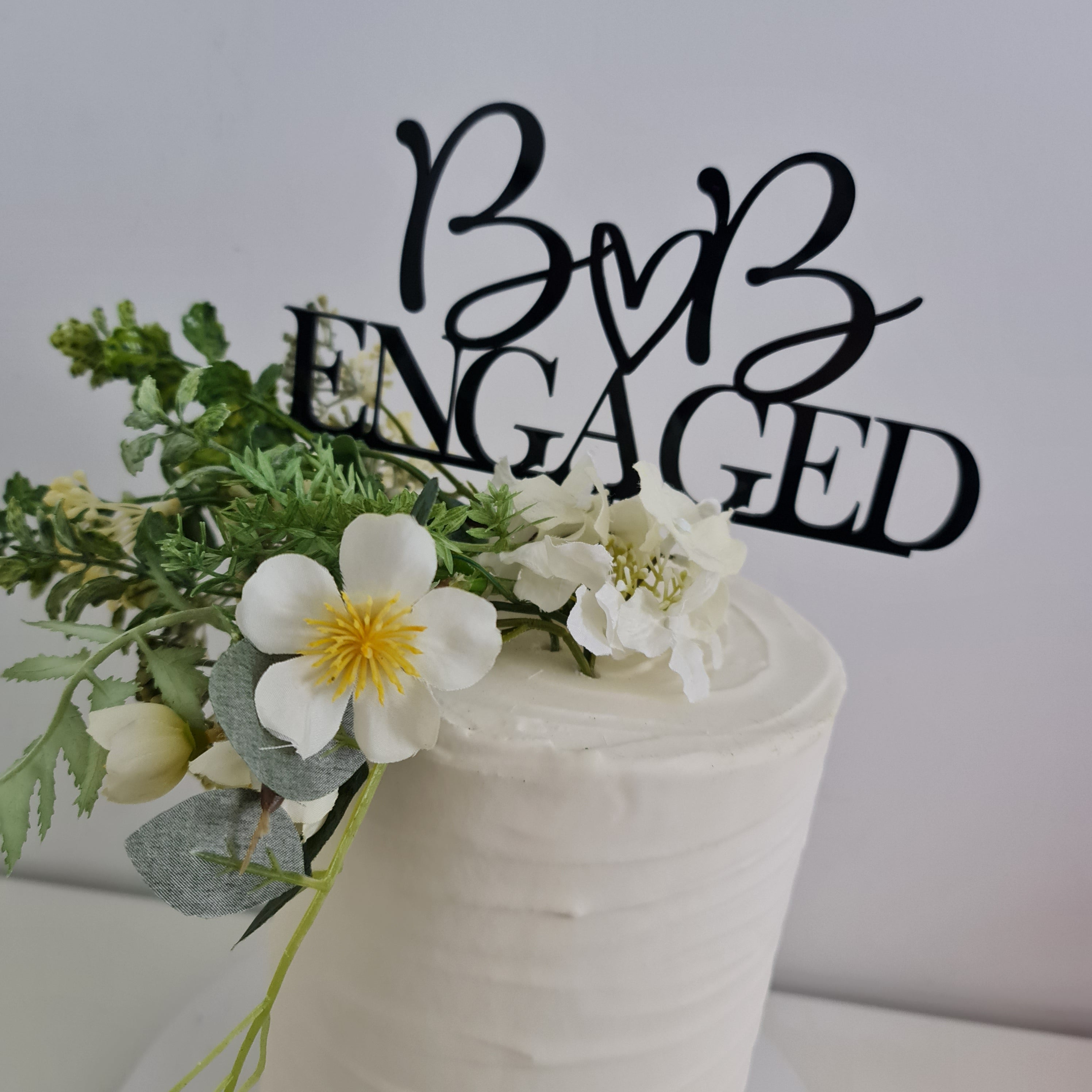 Custom Name Cake Topper – Perfect for Weddings or Engagements