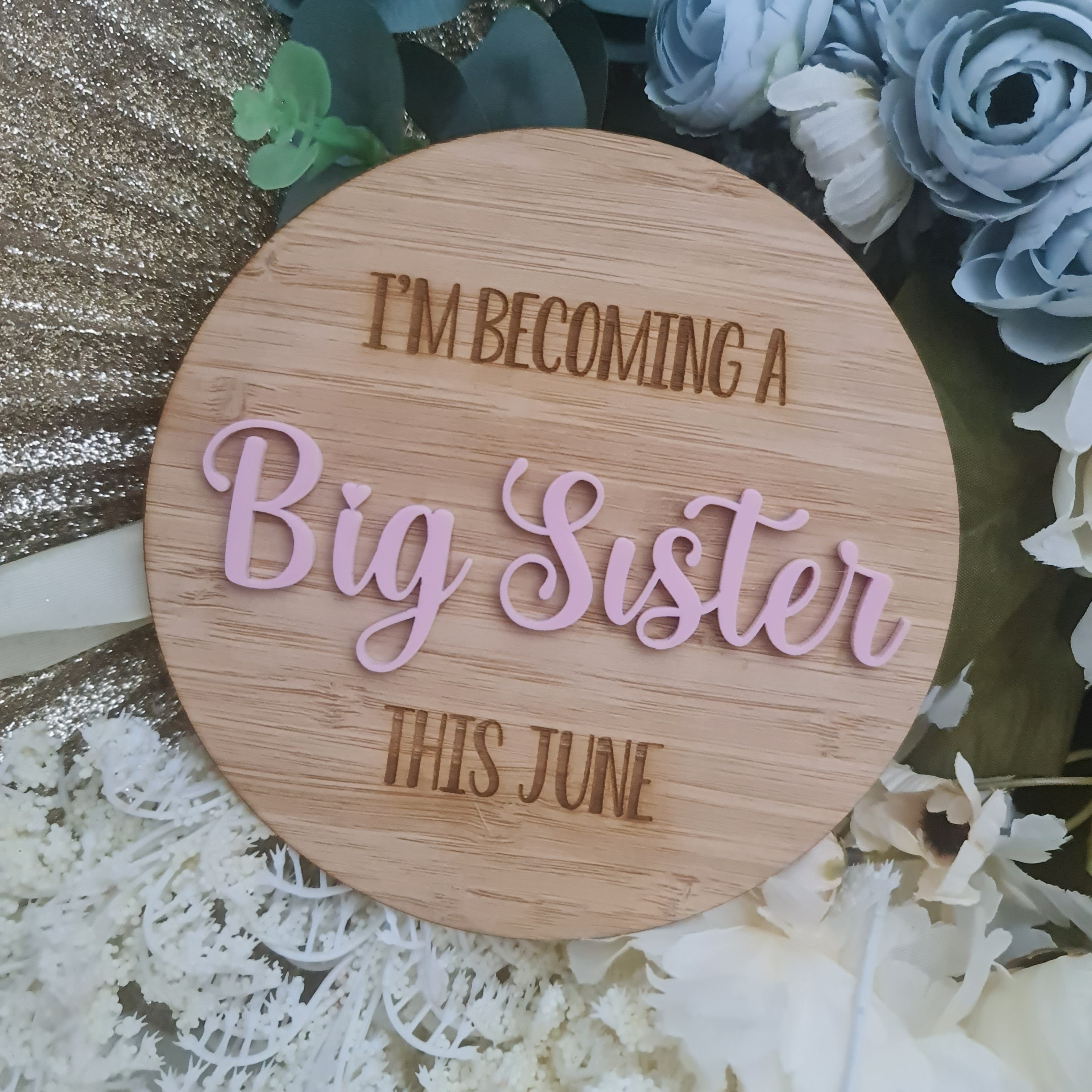 Baby Name Reveal Disc – Personalised Birth Announcement Sign