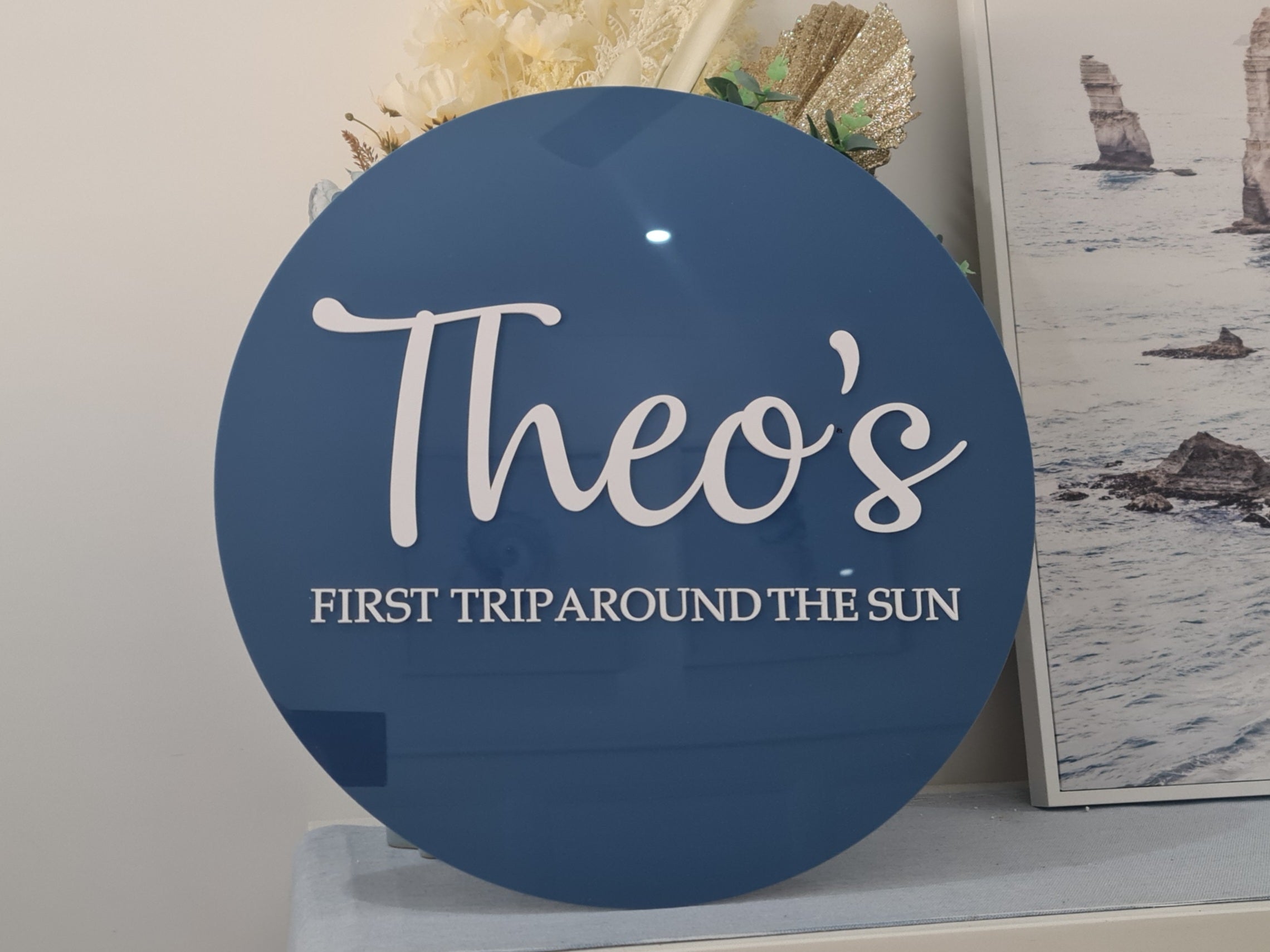 Elegant Round Birthday Sign – Personalised Script Font