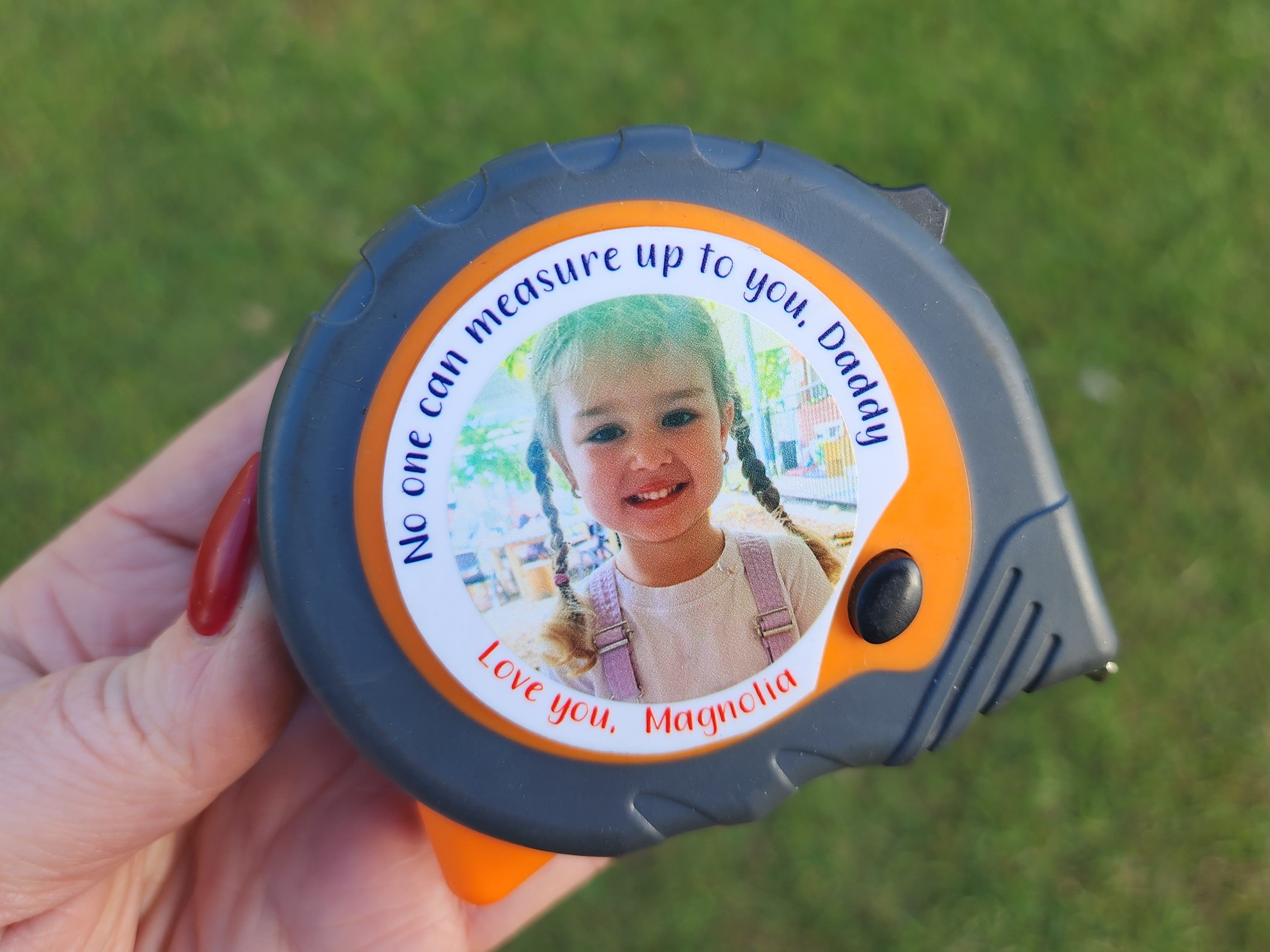 Custom Dad Tape Measure – A Tool with a Personal Touch