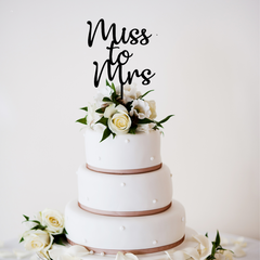 Circle Frame Wedding Cake Topper – Acrylic with Custom Text